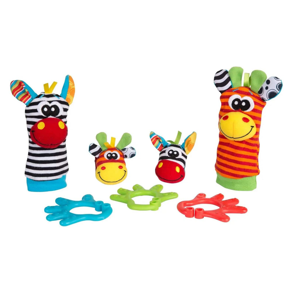 7 pieces baby set with animal sock and wrist rattles, teething rings and 