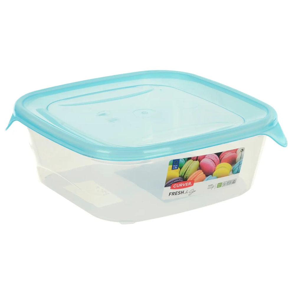 Curver Fresh & Go square food storage container with blue plastic lid