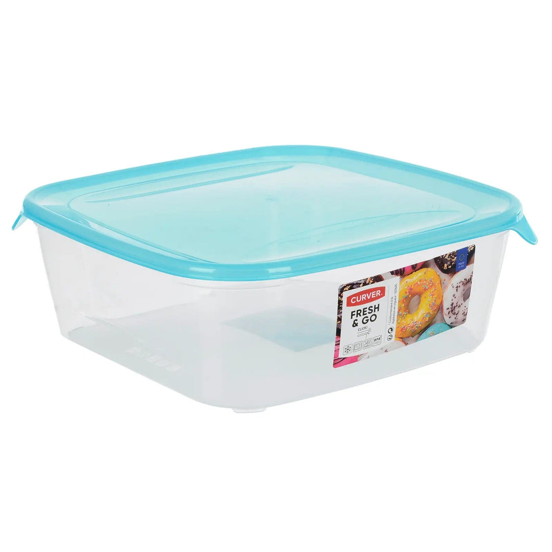 Large square Curver Fresh & Go food storage container with blue plastic lid