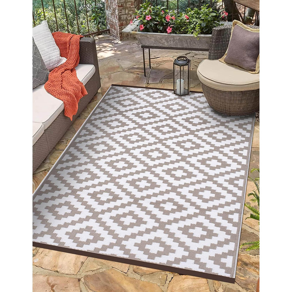 Outdoor Rug White Diamond Garden Mat Recycled Patio Balcony