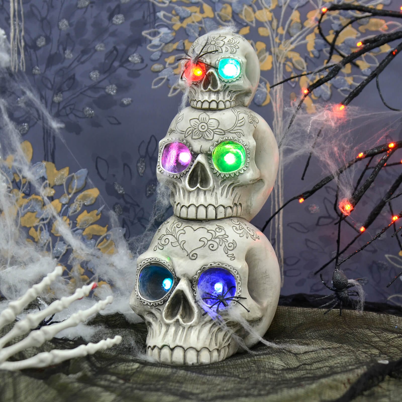 Illuminated shops halloween skull decor